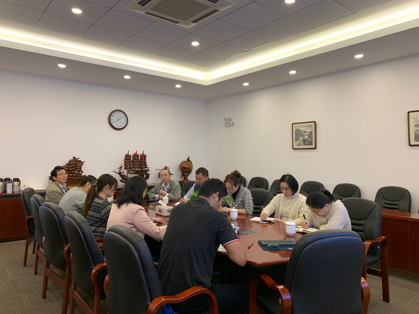 “职业教育科学研究”课题讲座 图二.jpg