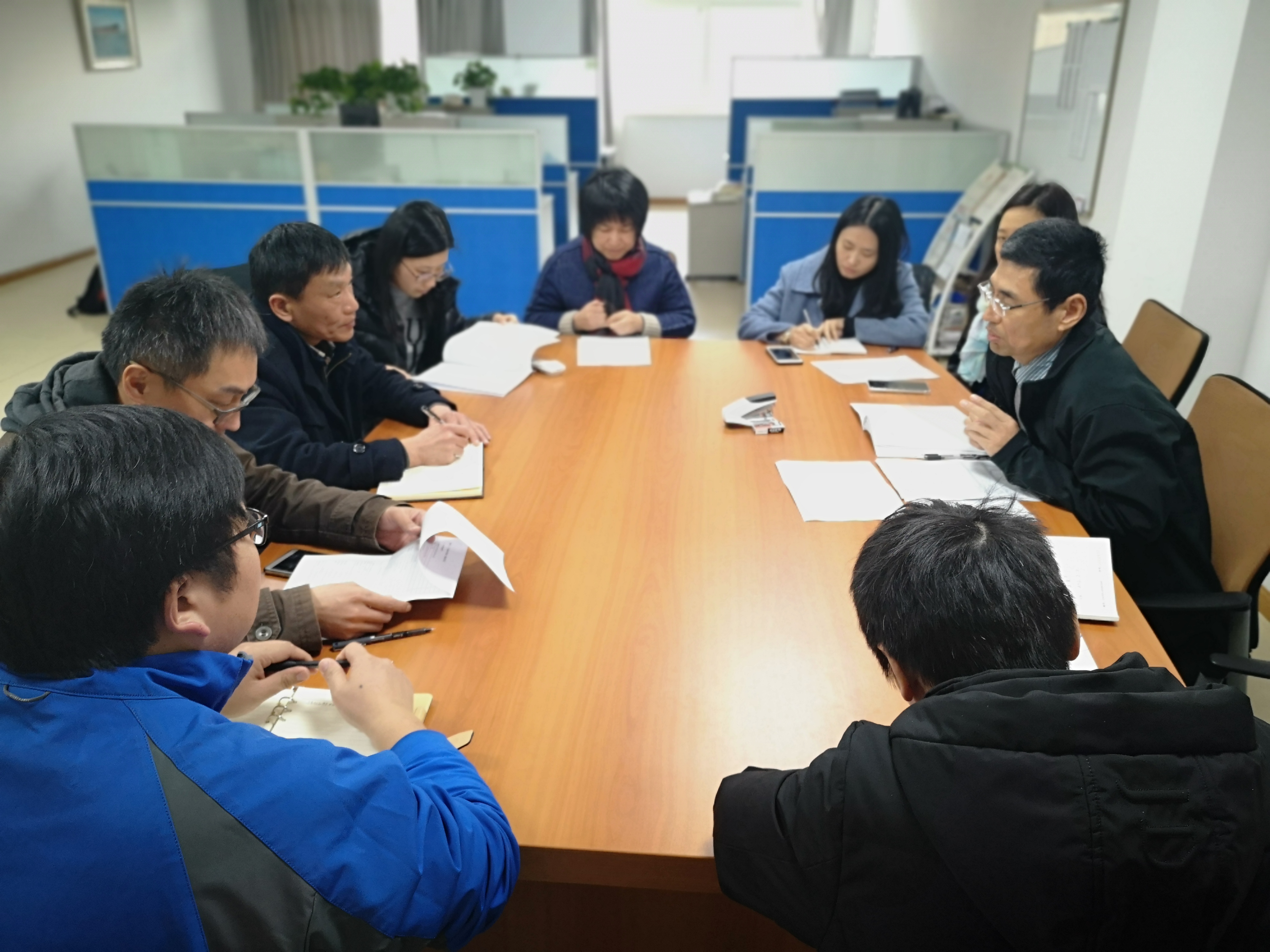 上海港湾学校与上海海事大学基础实验实训中心开展联合教研活动.jpg