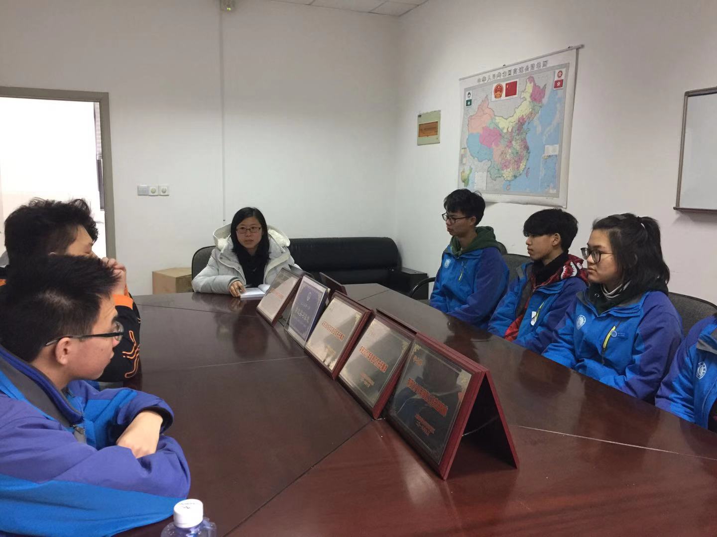 12.10 港湾校区开展学风建设月系列活动之学生座谈会.jpg