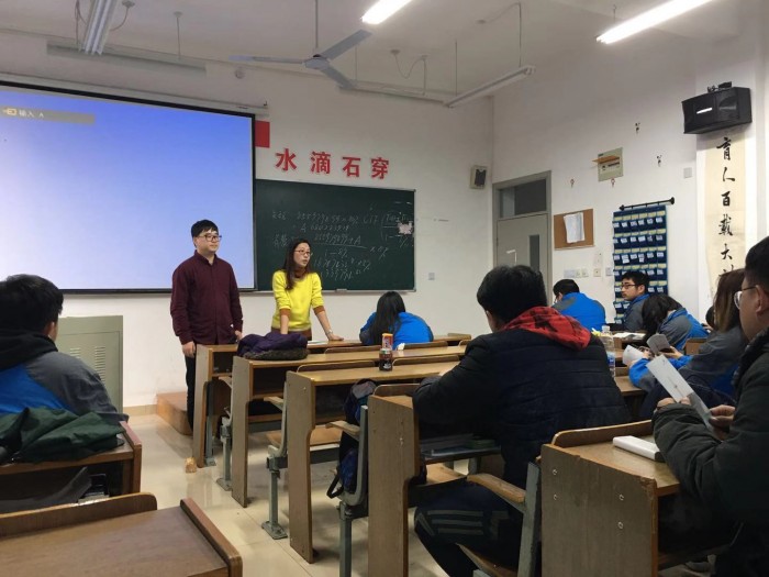 新闻稿：港湾校区举办ADP校园招聘宣讲会2018-12-28.jpg