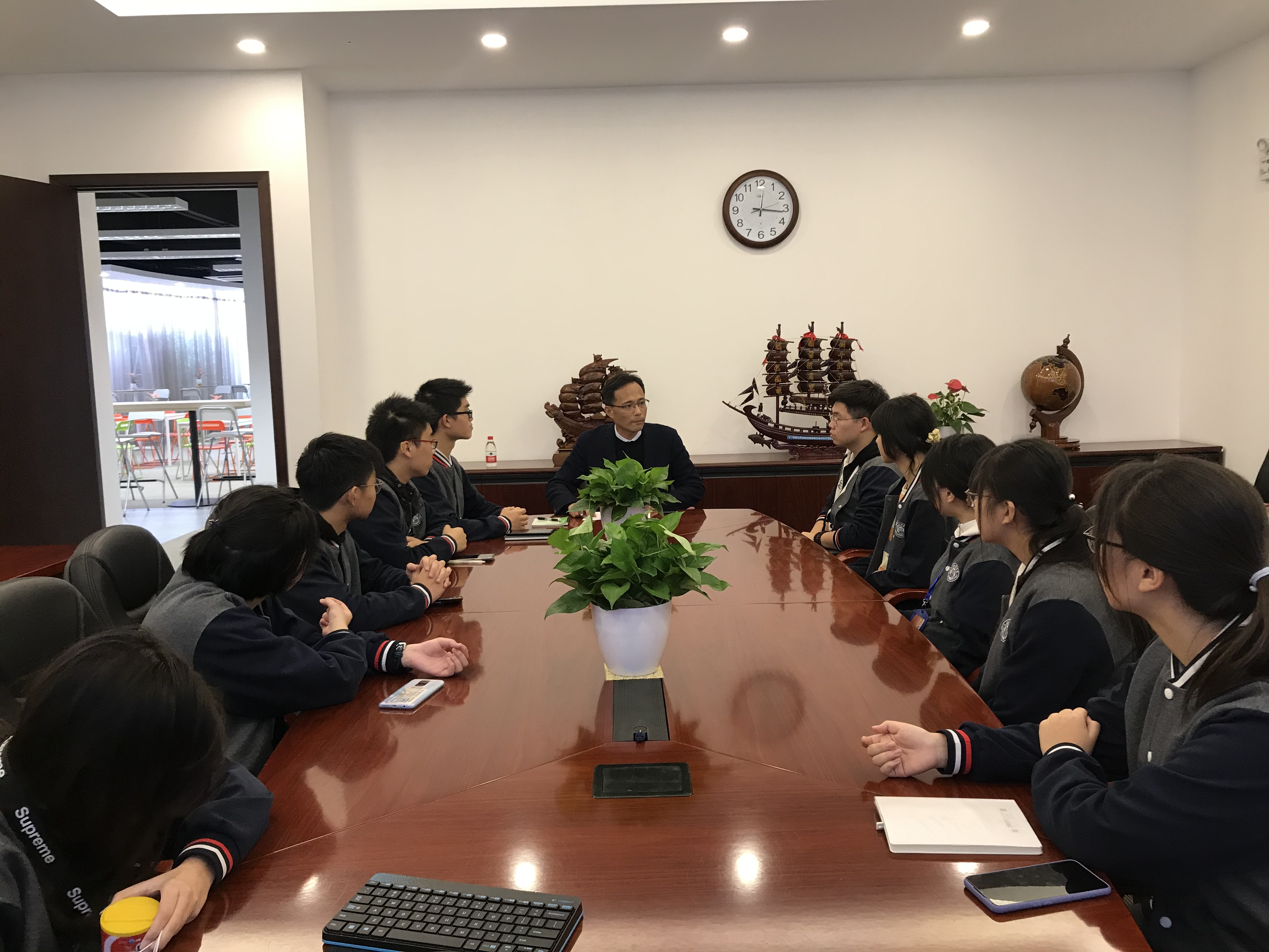 2020.11.23 港湾校区开展学风建设月系列活动之学生座谈会.jpg 2020.11.23 港湾校区开展学风建设月系列活动之学生座谈会.jpg